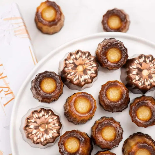 Quels accessoires de pâtisserie sont indispensables pour que vos gâteaux ravissent tout le monde ?